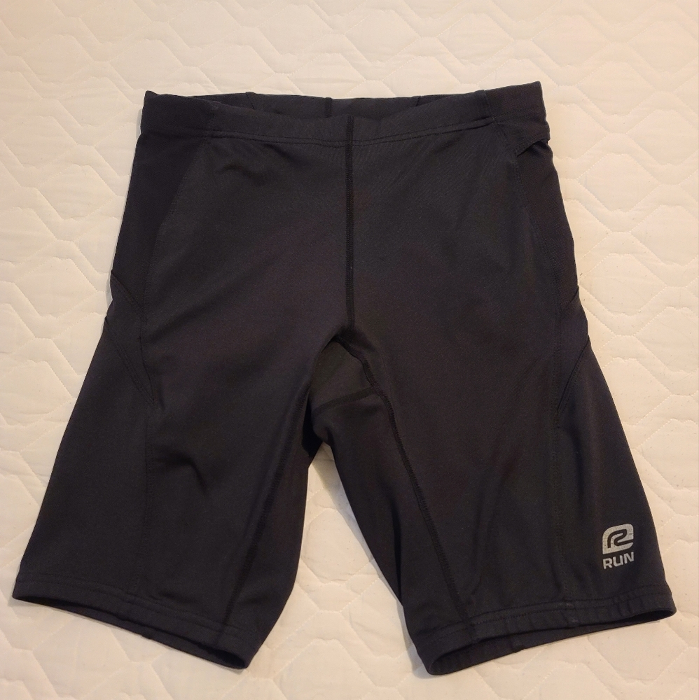 Roadrunner short